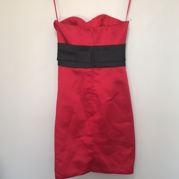 COLOUR Kenneth Winston strapless satin sweetheart neck dress size 4 red black - Picture 4 of 10